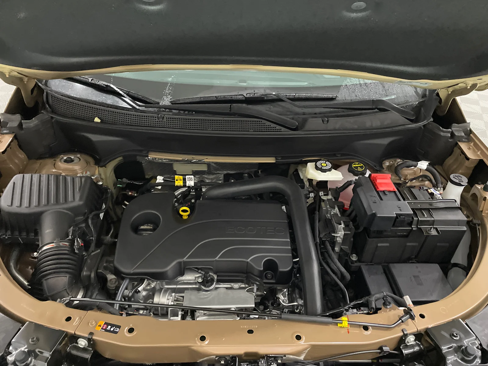 2027 Chevrolet Equinox LT - Photo 29