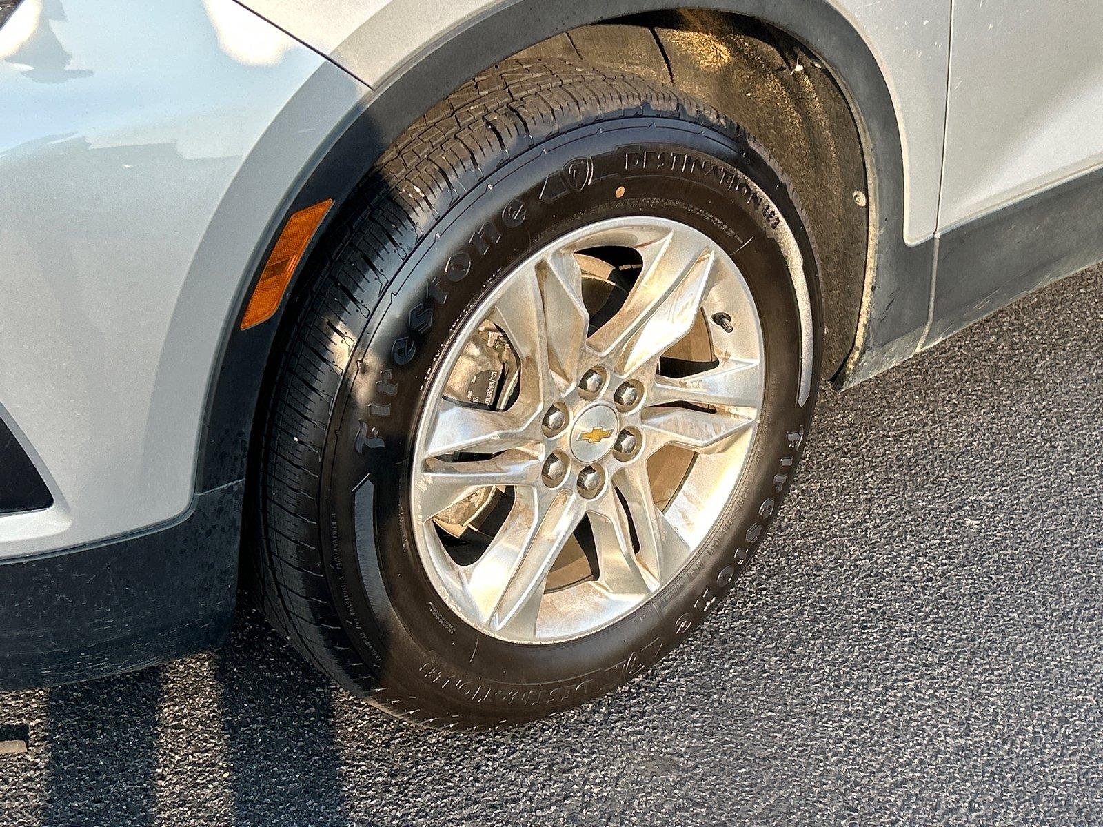 Used 2021 SILVER ICE METALLIC Chevrolet LT image 11