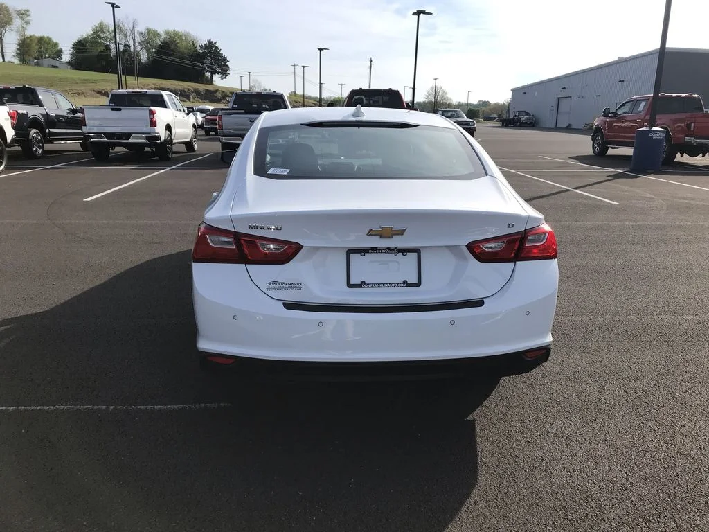Used 2024 White Chevrolet LT image 7