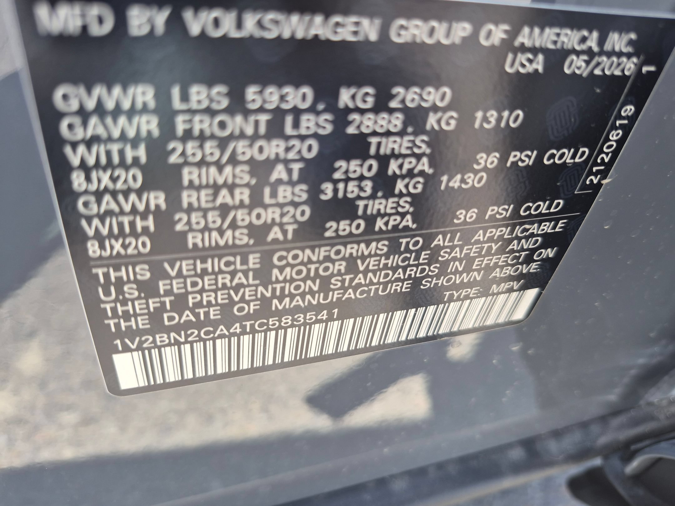 New 2026 Pure Gray Volkswagen 2.0T SEL image 30