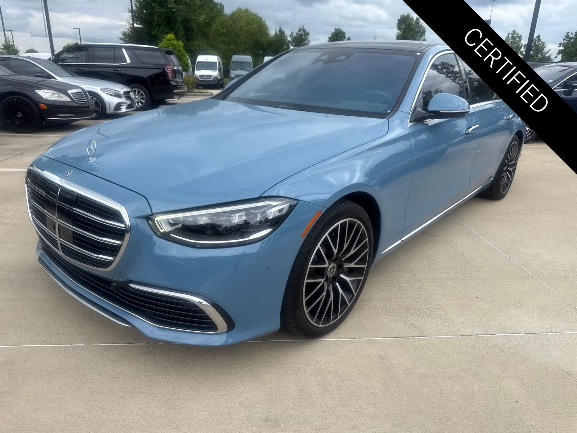 Certified Used 2023 MANUFAKTUR China Blue Solid Mercedes-Benz S 580 image 8