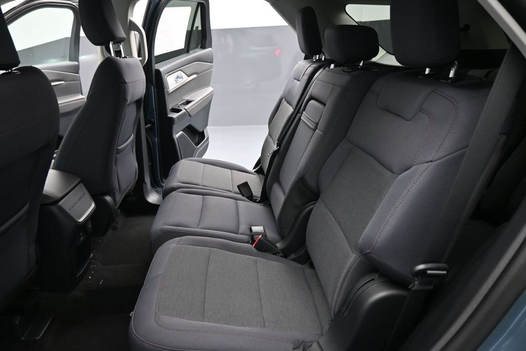 New 2026 Vapor Blue Metallic Ford Active image 17