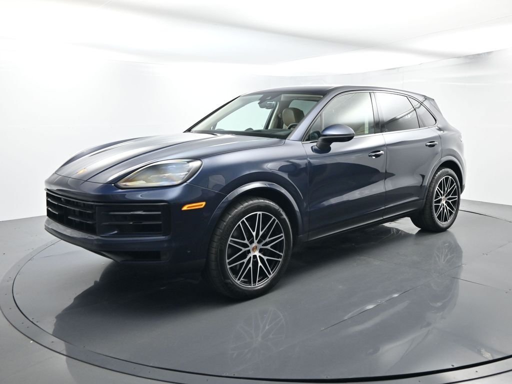 2025 Porsche Cayenne Base