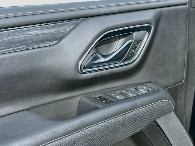 Used 2022 Black GMC SLT image 18