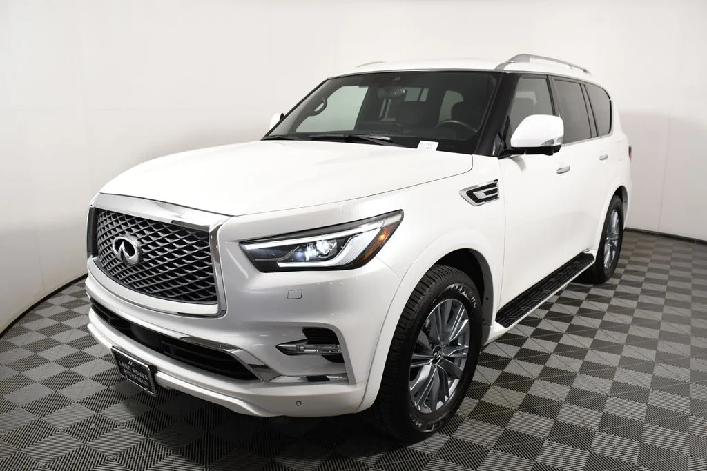 2024 INFINITI QX80 LUXE 7-Passenger's photo