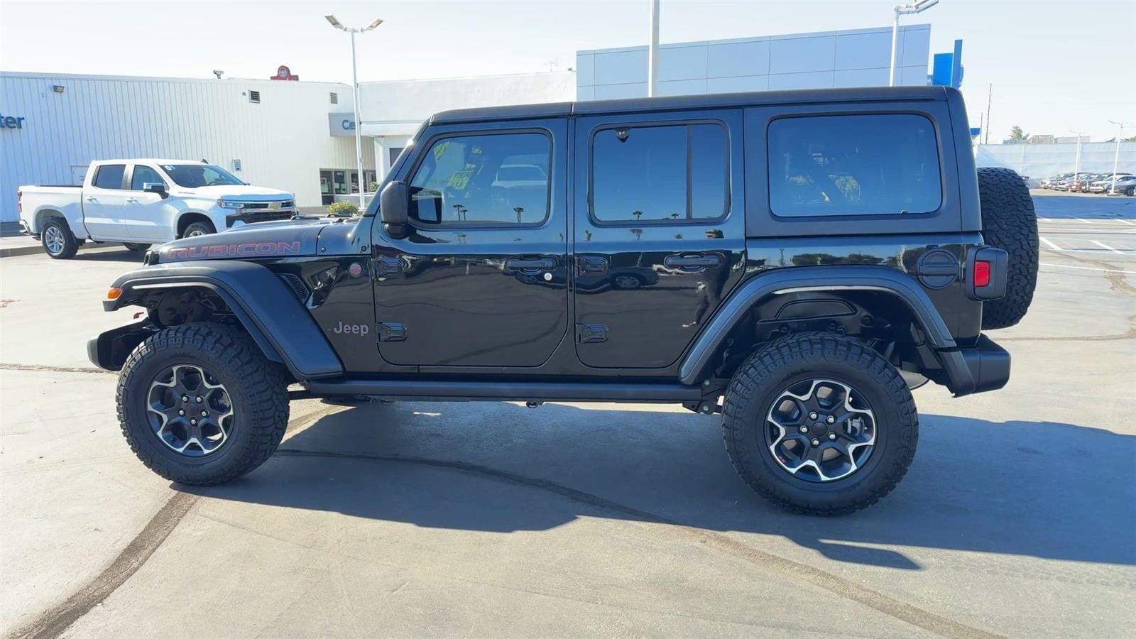 Used 2023  Jeep Rubicon image 8