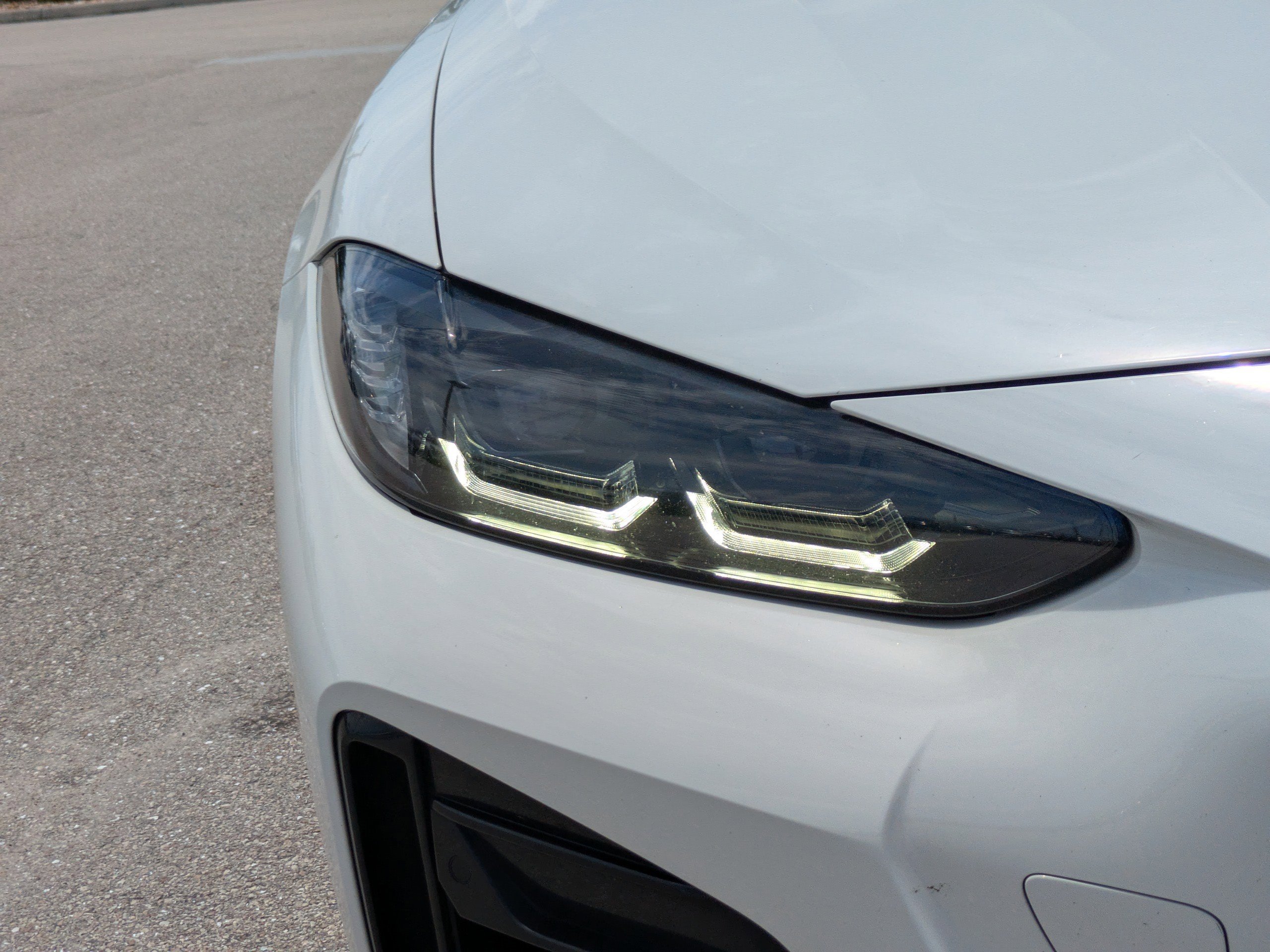 Used 2023 Alpine White BMW M440i image 10