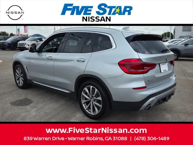 Used 2019 Silver BMW xDrive30i image 9