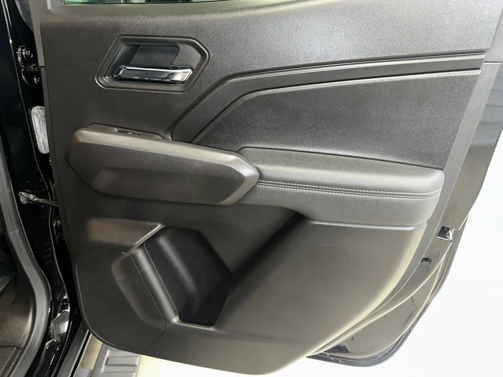Certified Used 2026 Onyx Black GMC Elevation image 29
