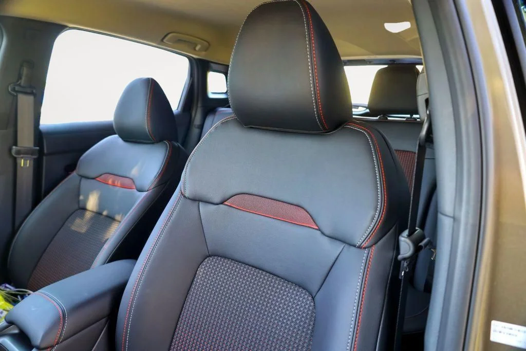 2026 Nissan KICKS SR - Photo 8