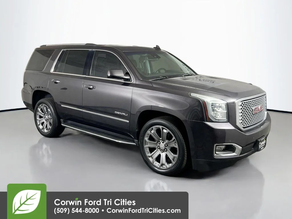 2016 GMC Yukon 4WD Denali's photo