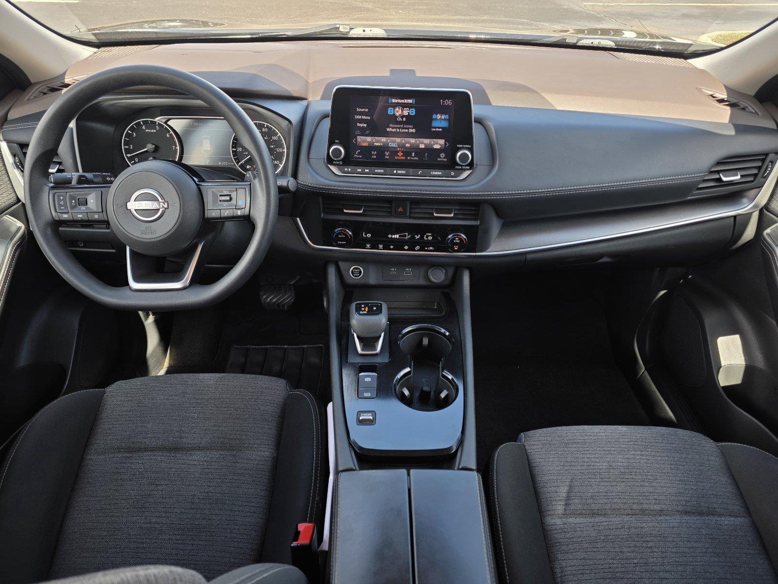 Used 2023 Super Black Nissan SV image 9