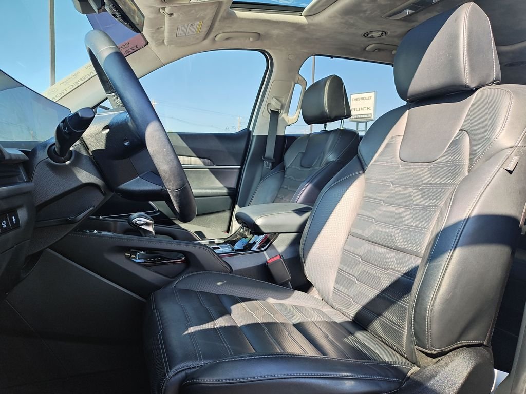 Used 2024 White Kia SX-Prestige image 15