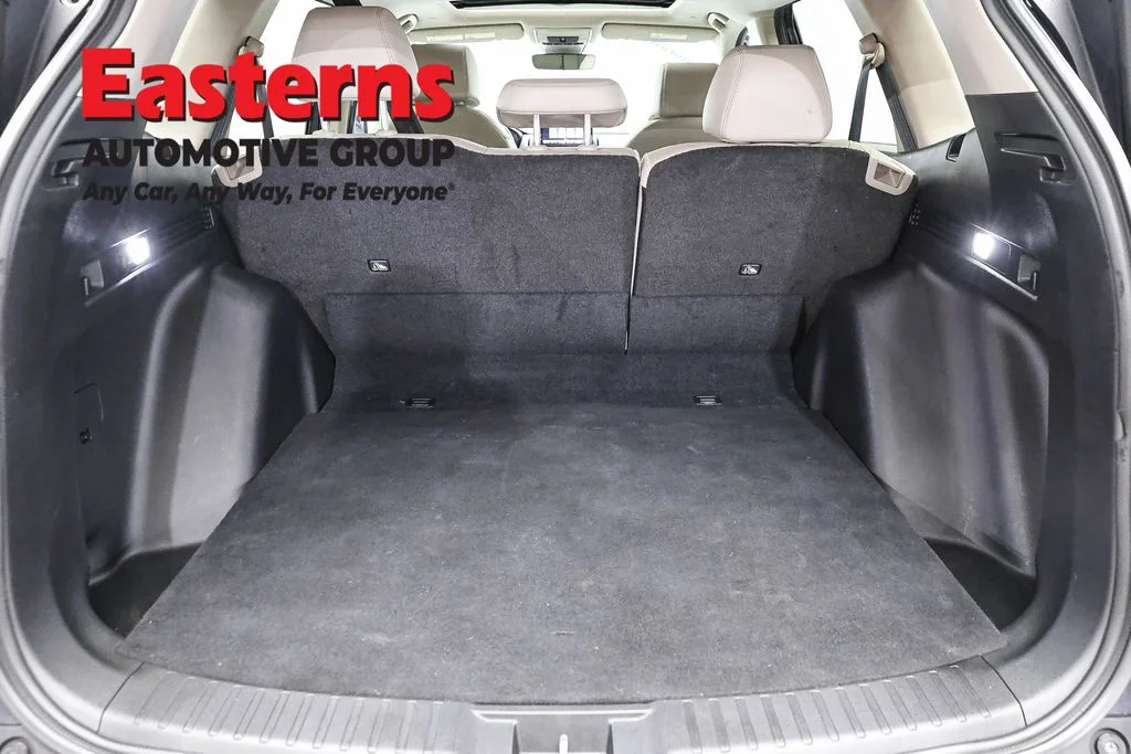 Used 2024 Gray Honda EX-L image 9