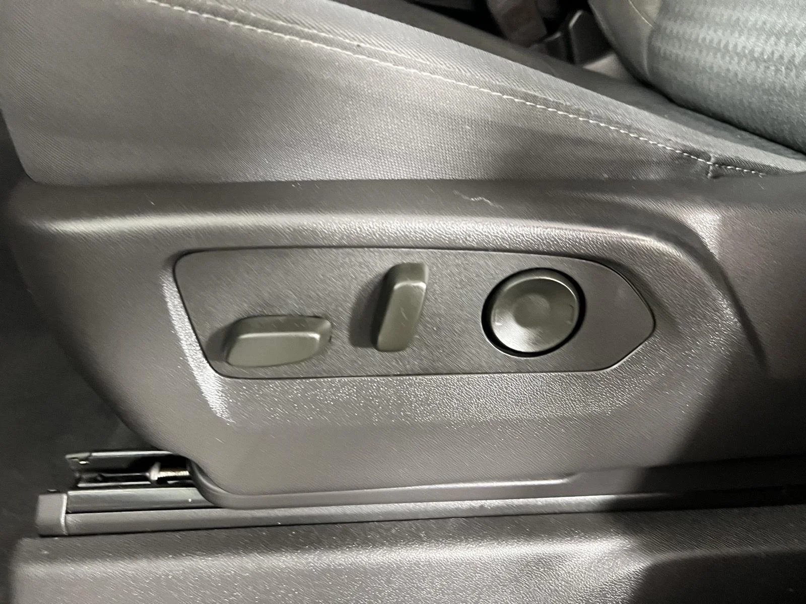 Used 2024 Slate Gray Metallic Chevrolet RST image 27