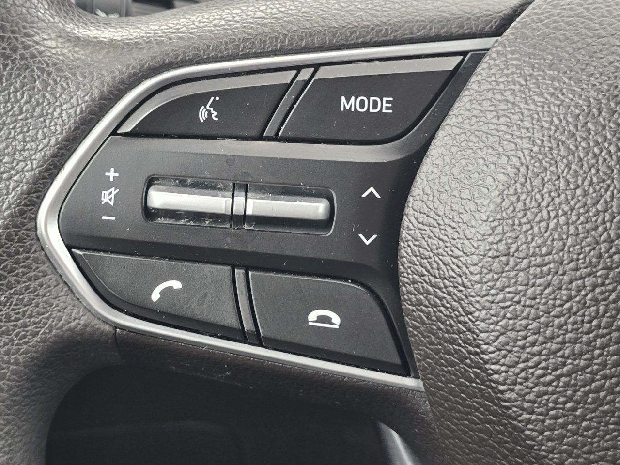 Used 2020 Gray Hyundai SEL image 32