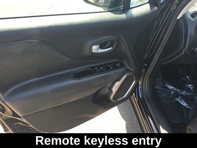 2023 Jeep Renegade Limited - Photo 13