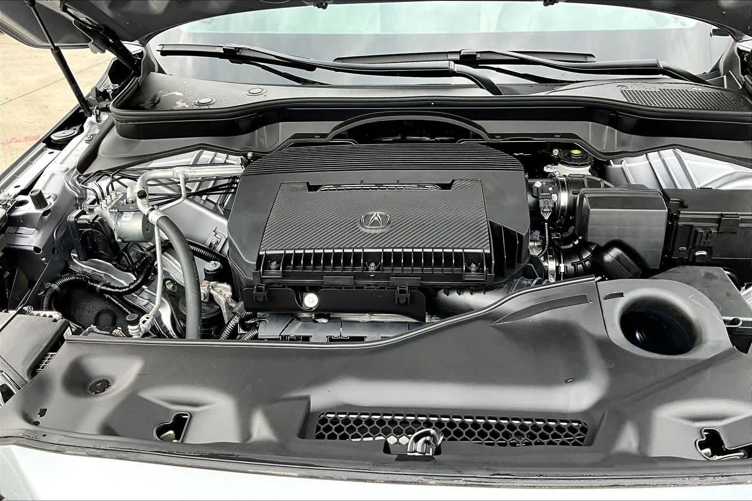 New 2026 Solar Silver Metallic Acura w/Technology Package image 19