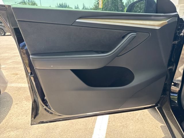 Used 2023 Solid Black Tesla Long Range image 14