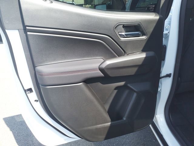 2026 Chevrolet Colorado Z71 - Photo 15