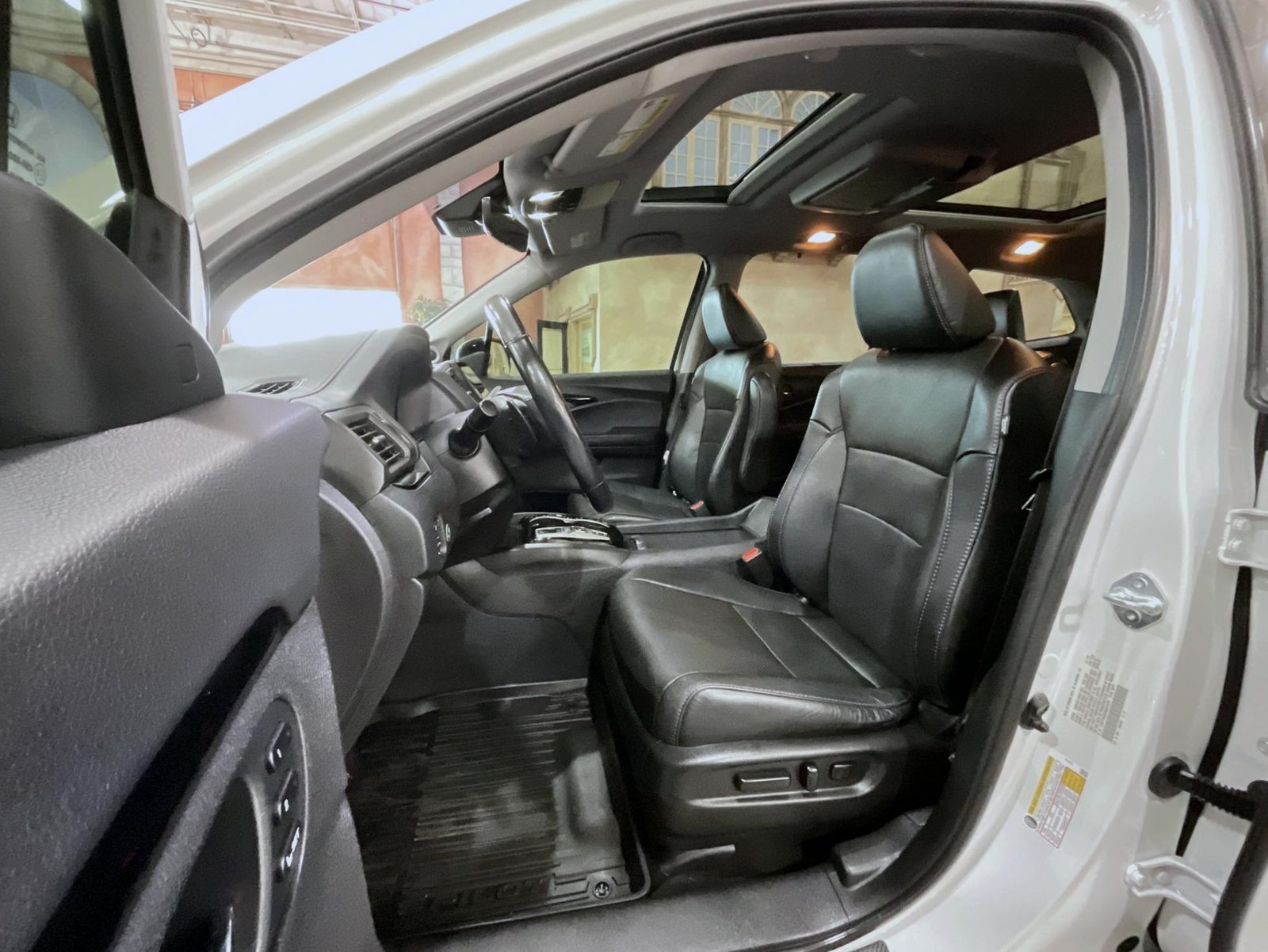 Used 2021 White Honda Elite image 10