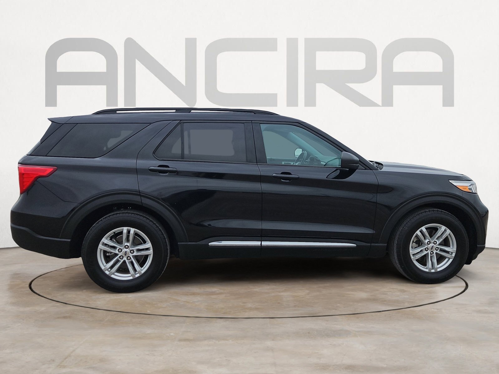 Used 2022 Black Metallic Ford XLT image 10