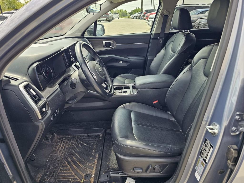 Used 2021 Silver Kia EX image 14