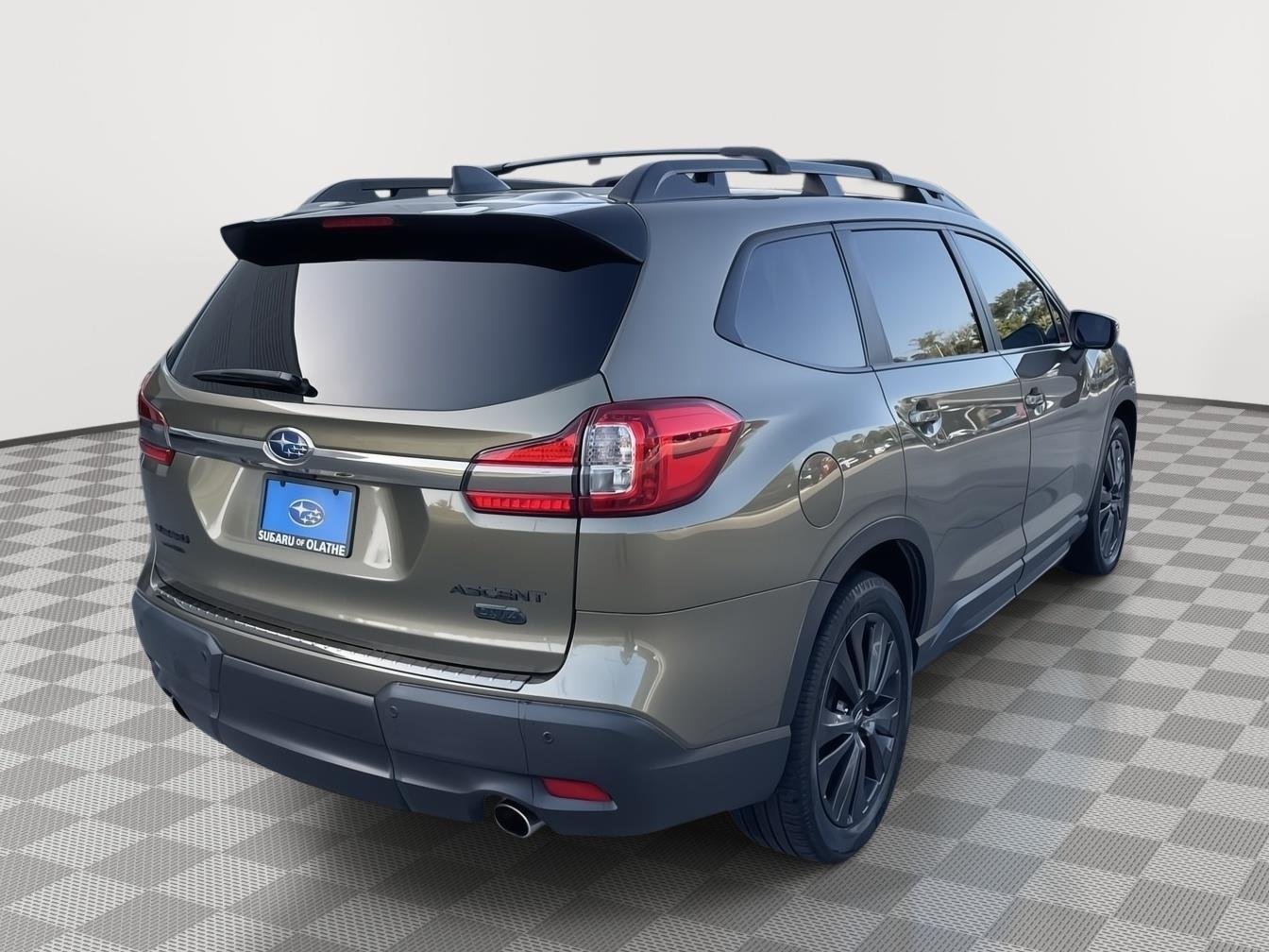 Used 2022 Autumn Green Metallic Subaru Onyx Edition image 14