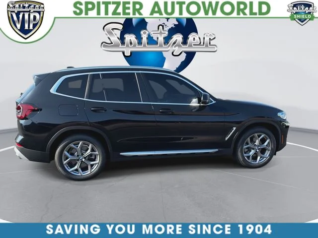Used 2024 Black Sapphire Metallic BMW sDrive30i image 10