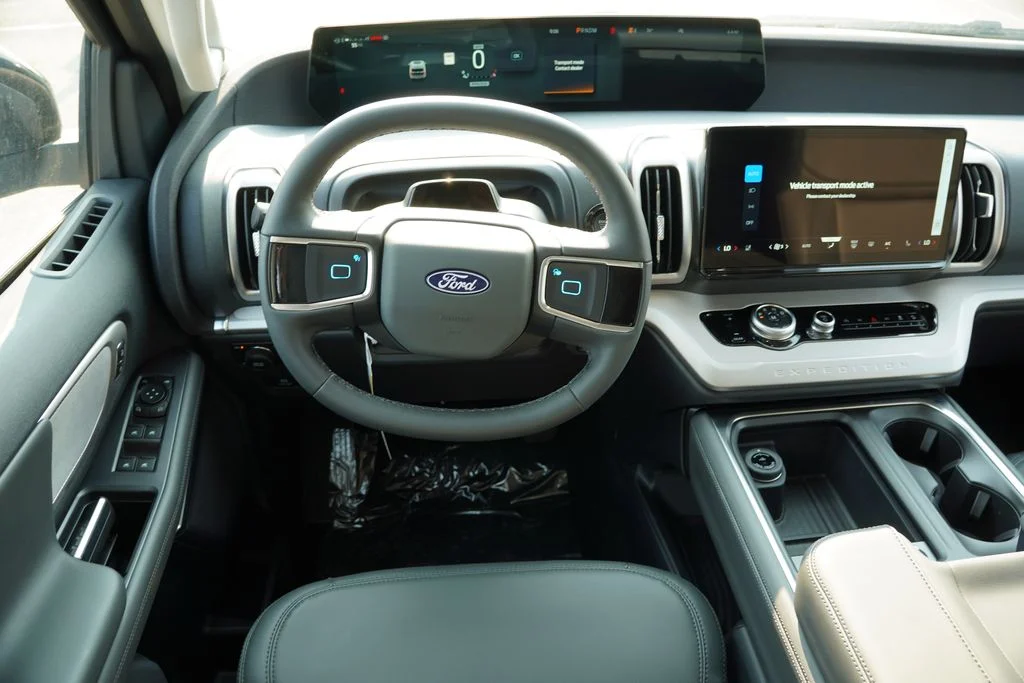 New 2027 Glacier Gray Metallic Tri-Coat Ford Active image 15