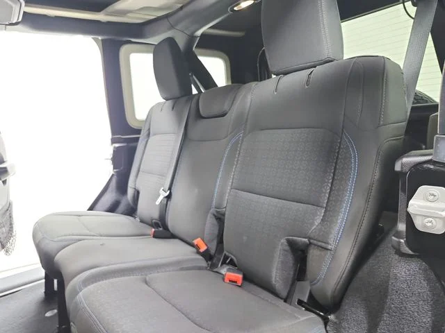 Used 2021 Black Jeep Unlimited Islander image 33