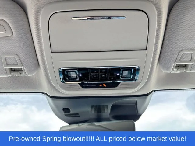 Used 2020 White Lincoln Reserve image 32