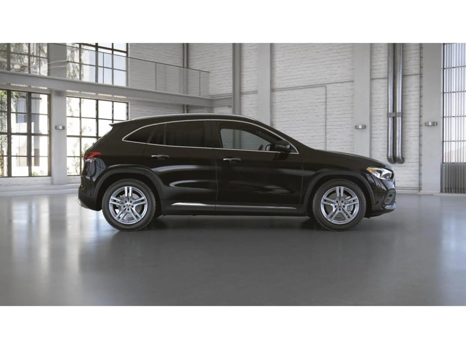 Used 2021 Night Black Mercedes-Benz GLA 250 image 2