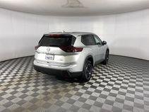 2025 Nissan Rogue SV - Photo 22
