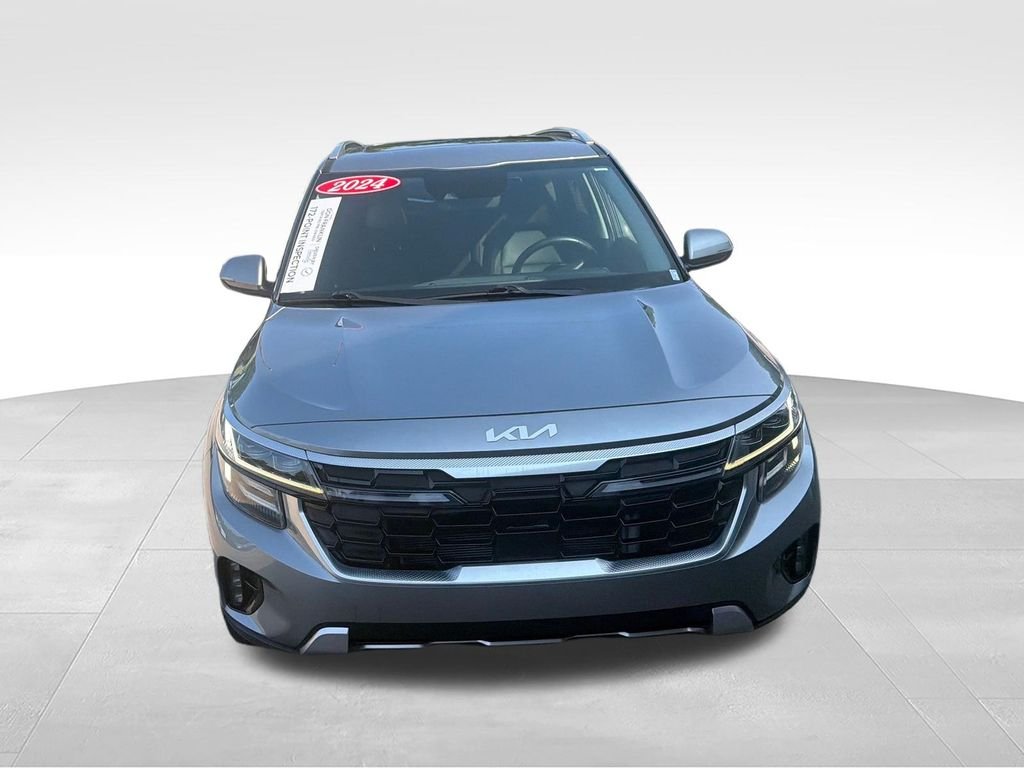 Used 2024 Gray Kia SX image 8