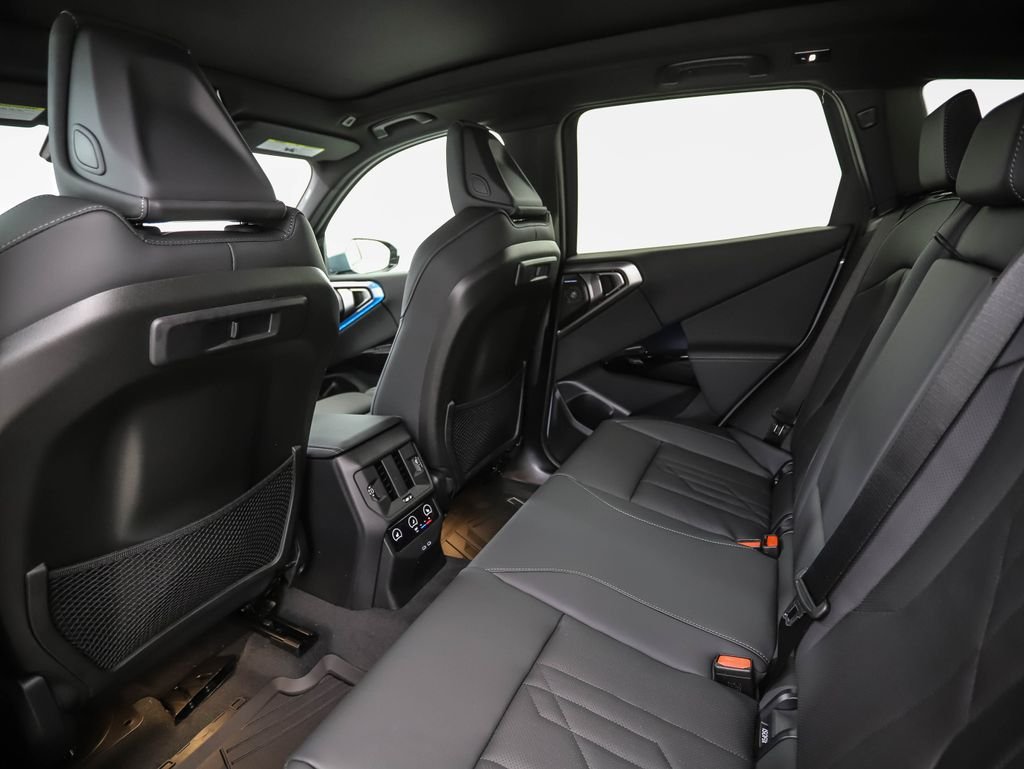 New 2026 Gray Metallic BMW 30 xDrive image 21