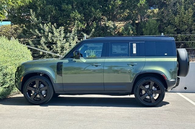 New 2026 Woolstone Green LAND ROVER S image 2