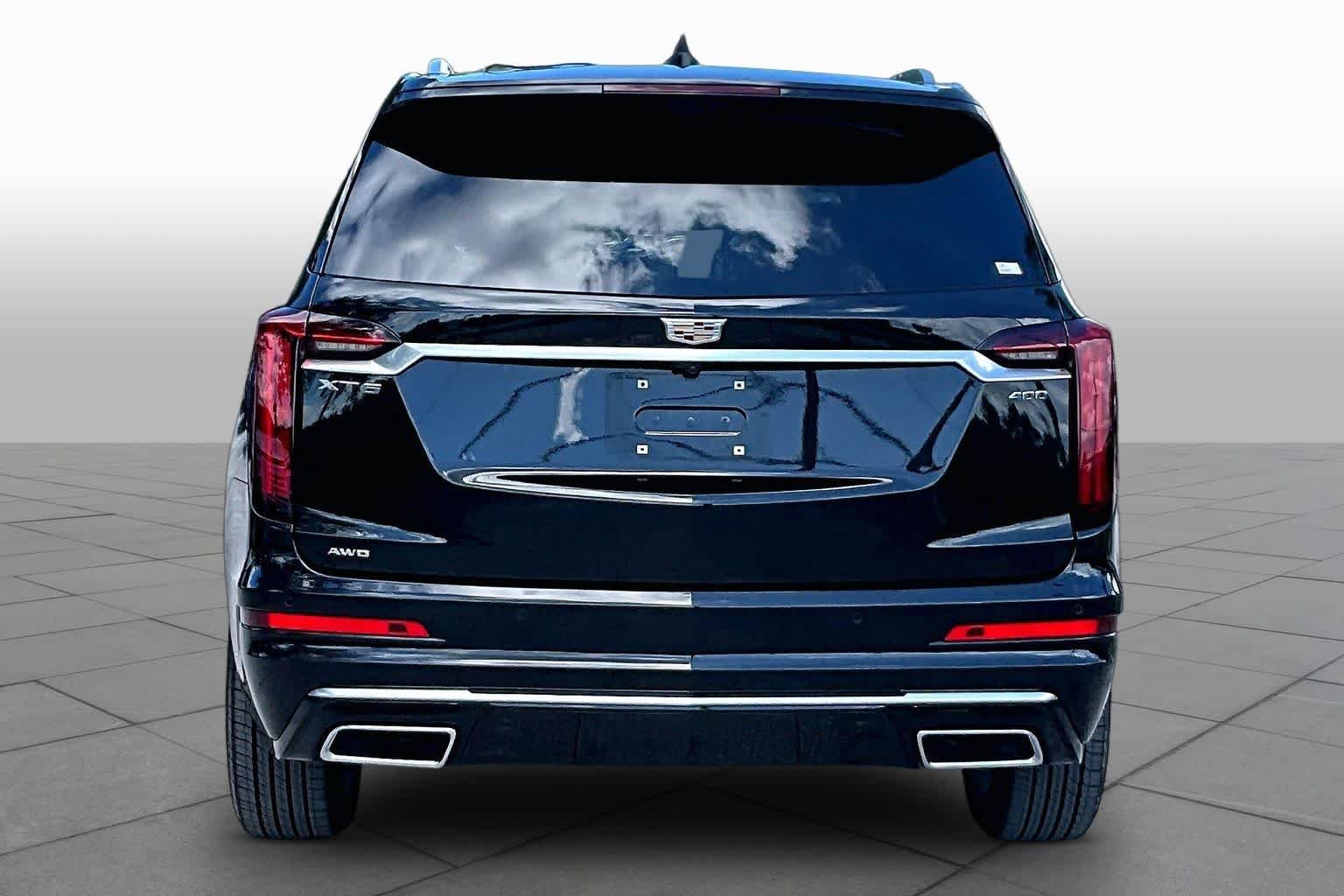Pre-Owned 2023 Cadillac XT6 AWD Premium Luxury