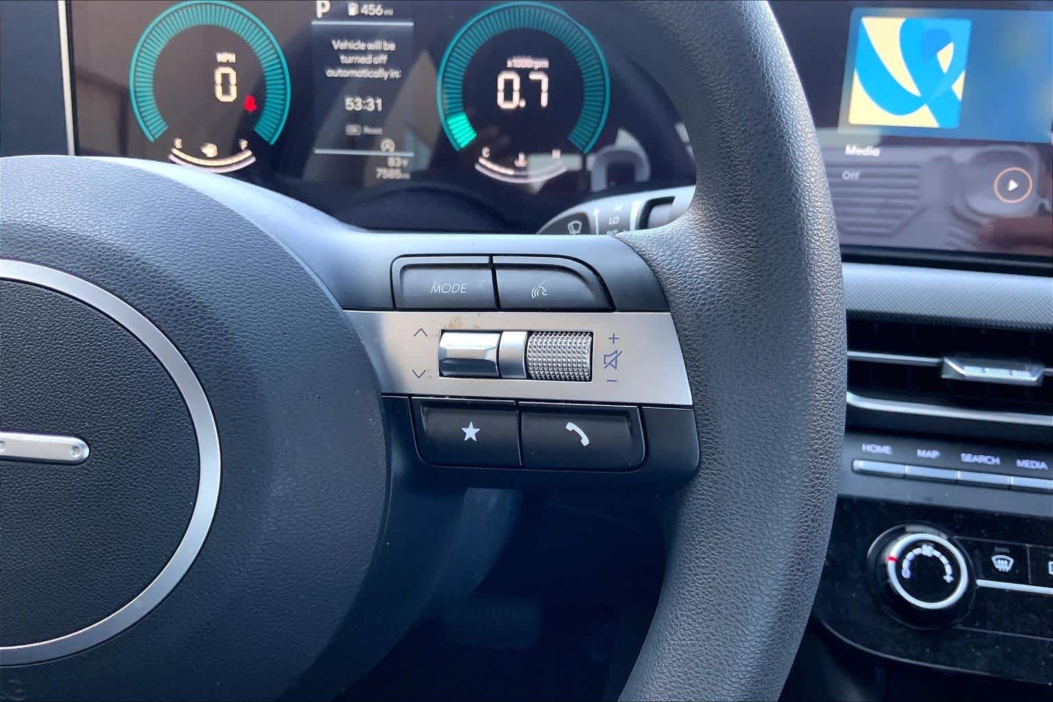 2025 Hyundai Sonata SE - Photo 24
