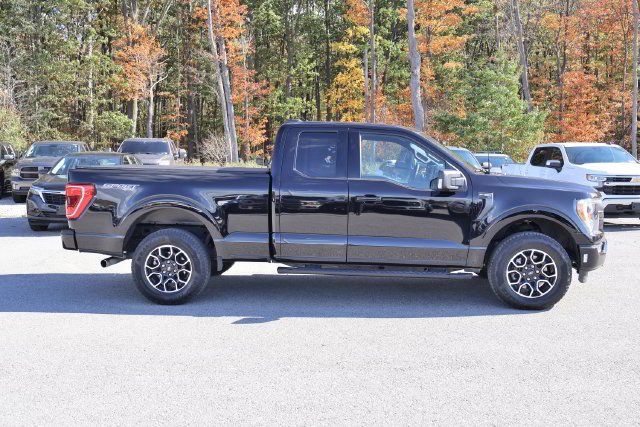 Used 2023 Black Metallic Ford XLT image 6