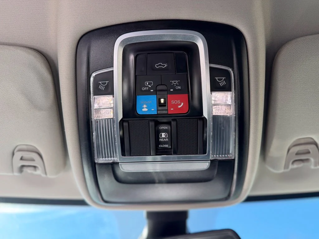 Used 2024 White Ram Laramie image 28