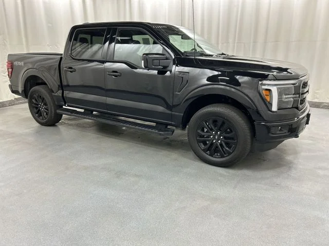 2026 Ford F-150 Lariat 4x4 SuperCrew 145 in's photo