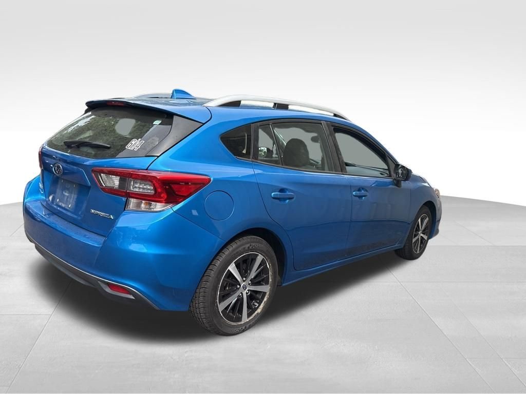 Used 2021 Blue Subaru Premium image 13
