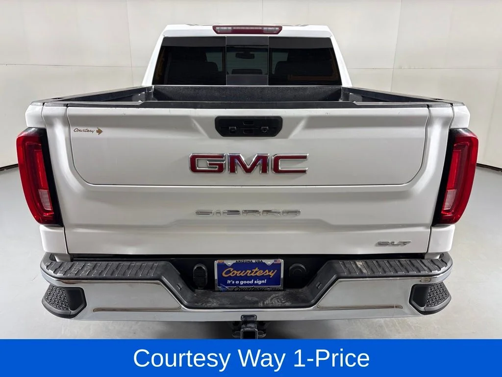 Used 2020 White GMC SLT image 9