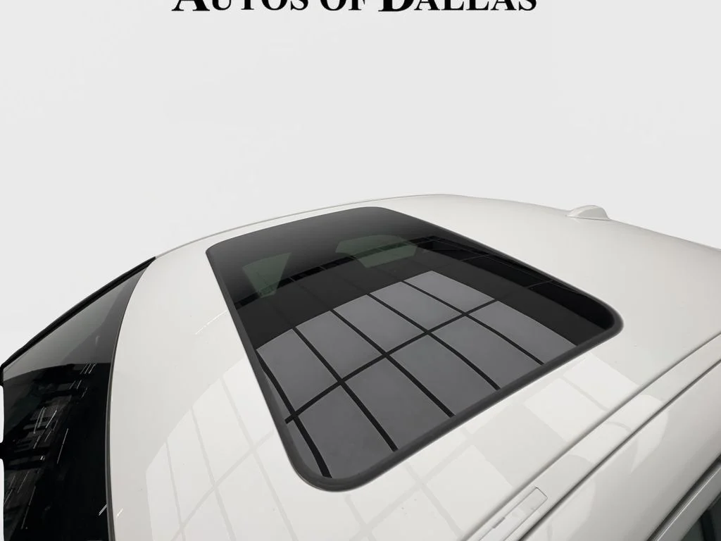 Used 2025 White BMW 330i image 11