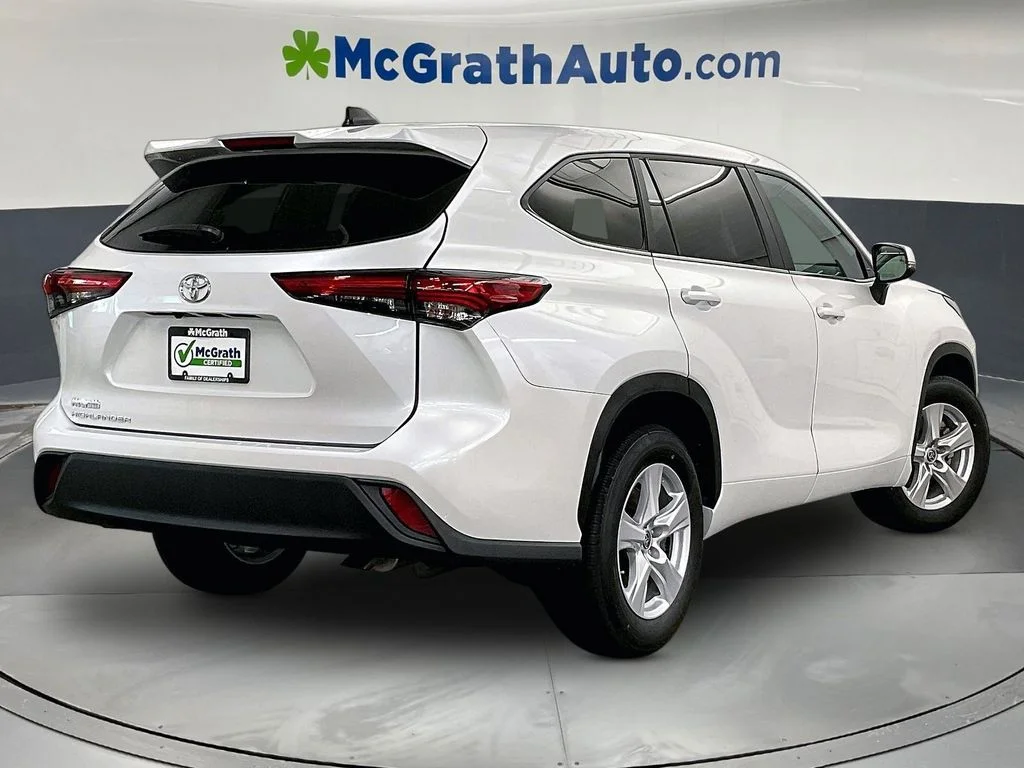 Certified Used 2023 Beige Toyota L image 17
