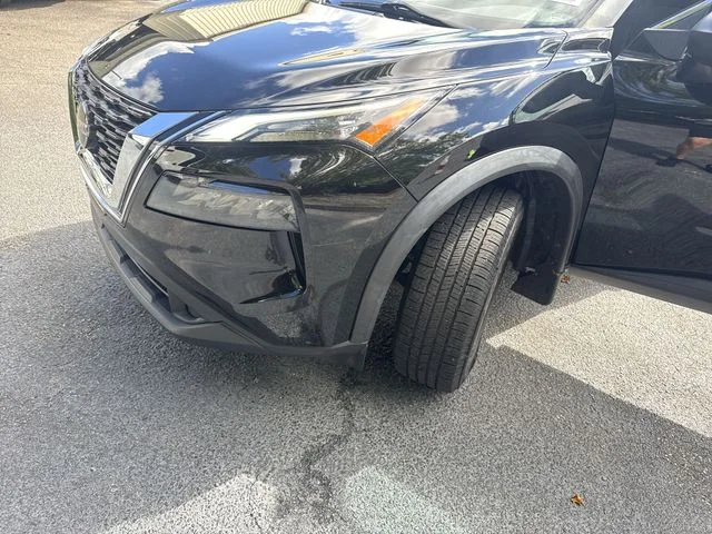 Used 2021 Black Nissan S image 30