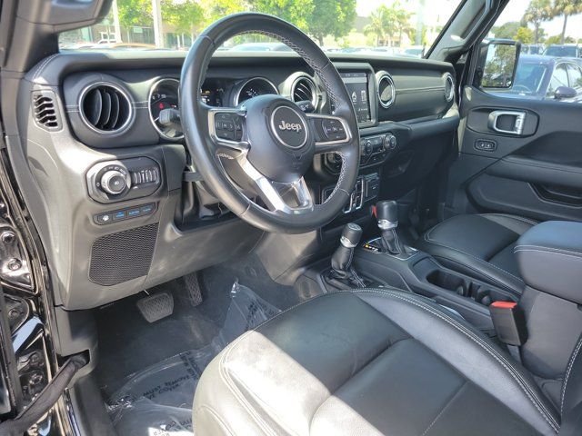 2022 Jeep Wrangler Unlimited Sahara 4XE - Photo 18