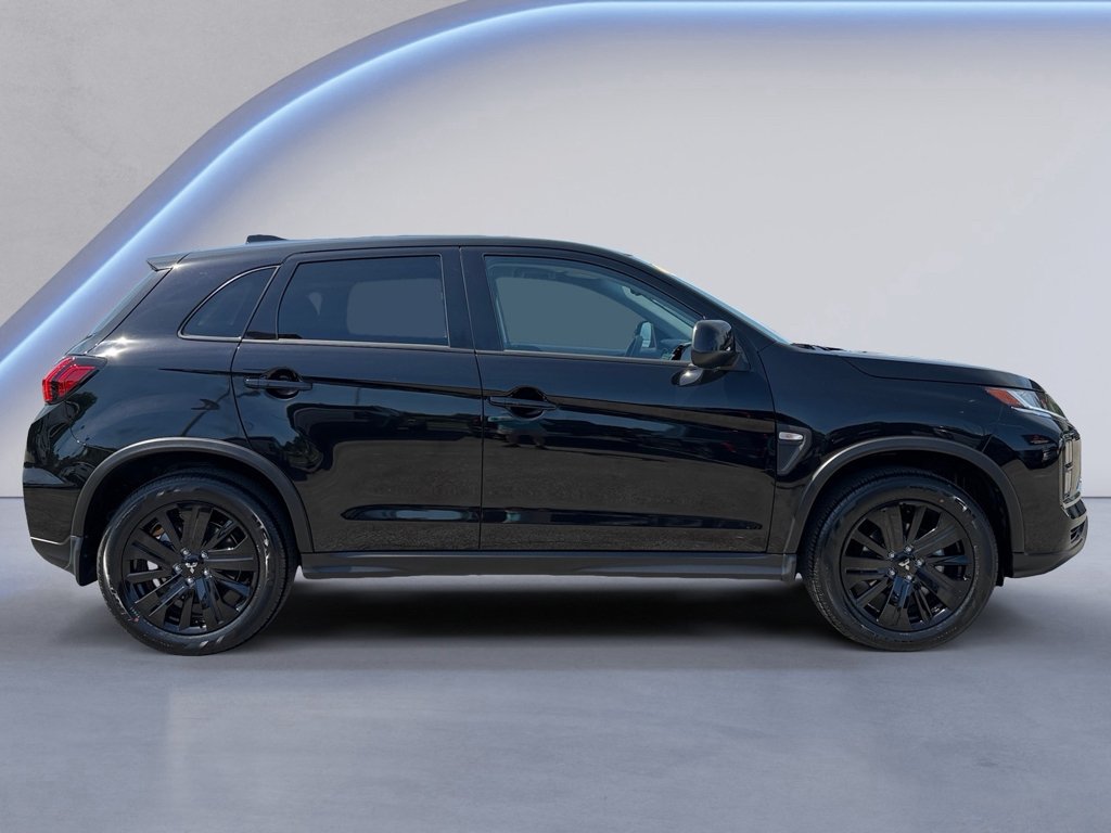 New 2026 Labrador Black Pearl Mitsubishi LE image 25