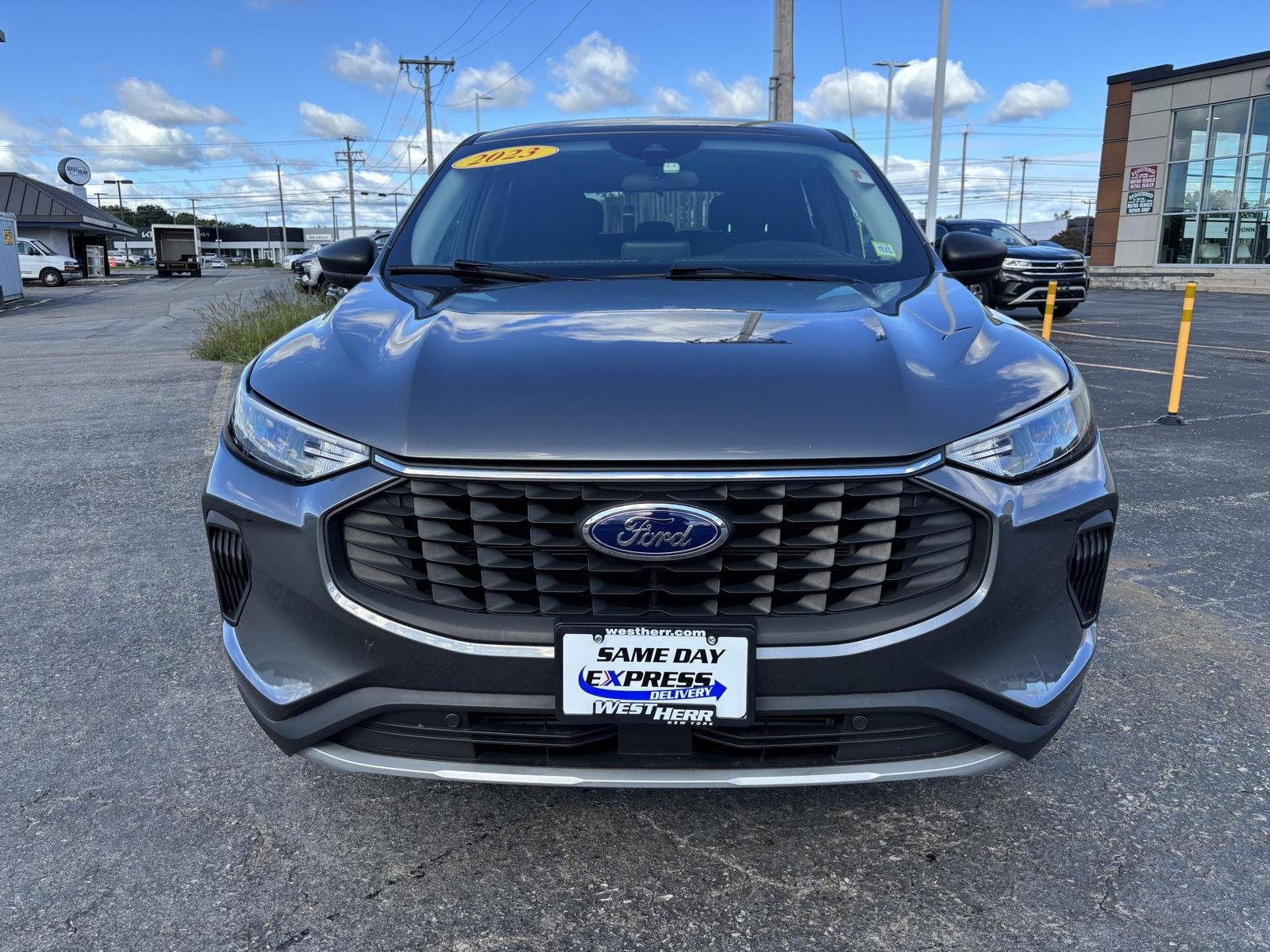 Used 2023 Gy Ford Active image 2